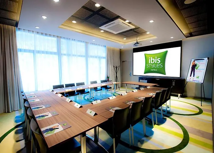 Ξενοδοχείο Ibis Budget Centre Port