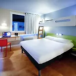 호텔 Ibis Budget Centre Port *
