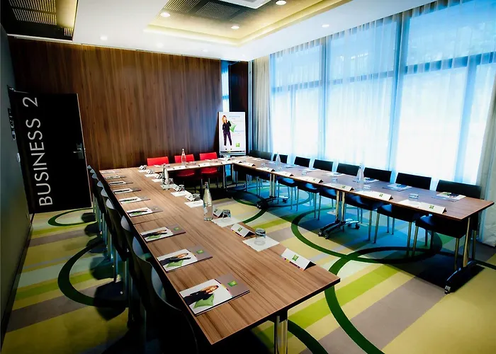 호텔 Ibis Budget Centre Port *